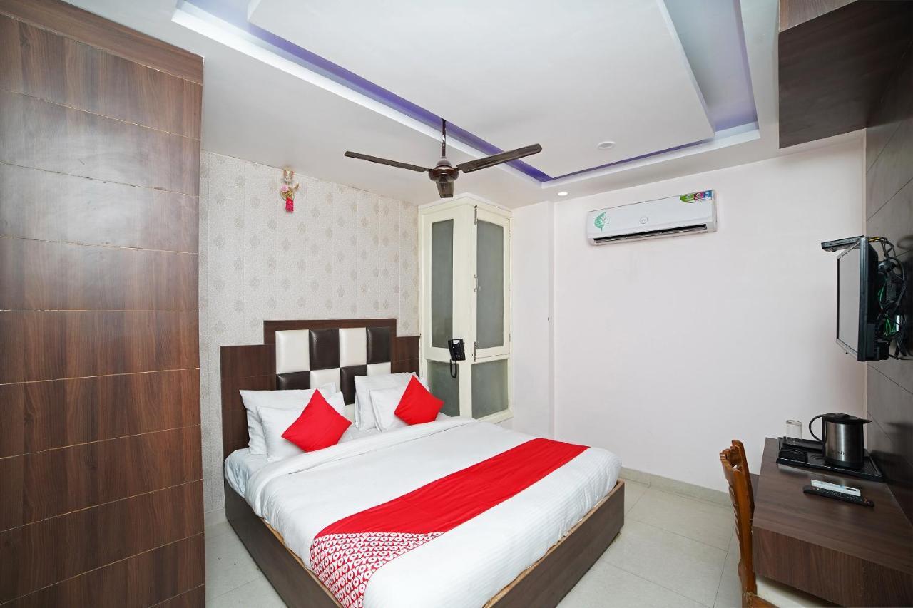 Oyo 39539 Hotel Vansh & Restaurant Kashipur Exterior foto